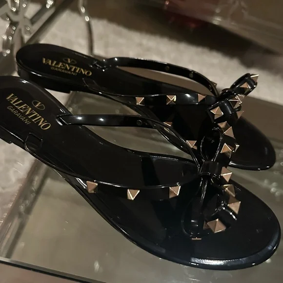Valentino Rockstud Flat Thong Sandals - Picture 3 of 9